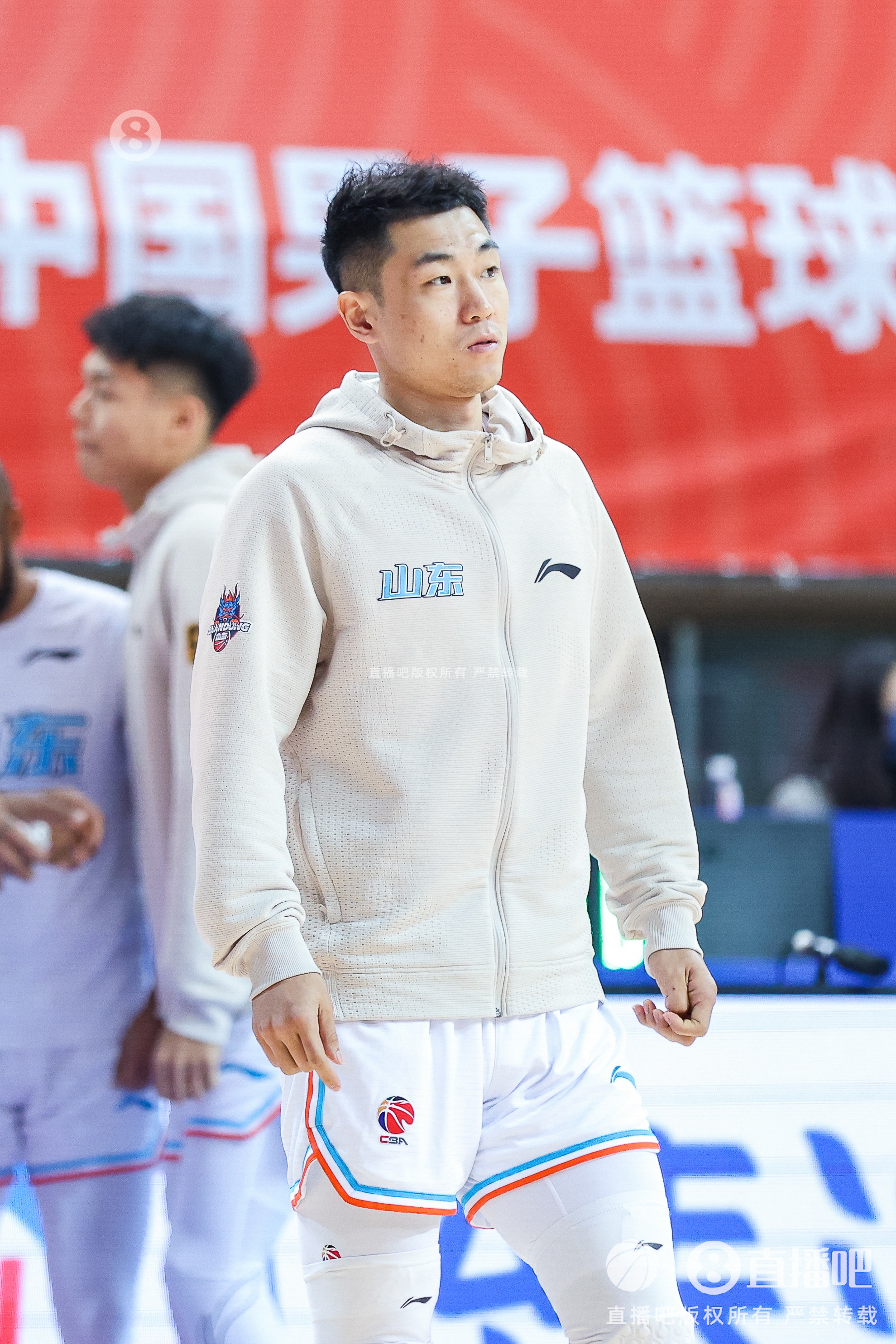 夏晓司:高诗岩感冒发烧基本痊愈 于德豪还需要一周左右恢复